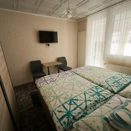 Karolin Apartman Bük Extérieur photo